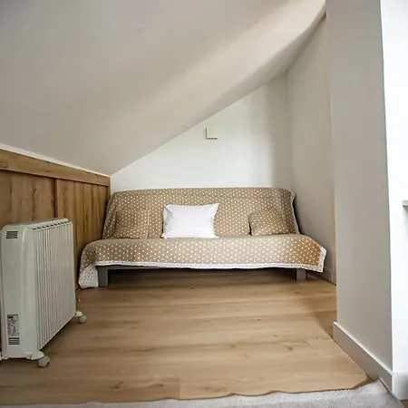Apartament Gorbea, Duplex 4 *